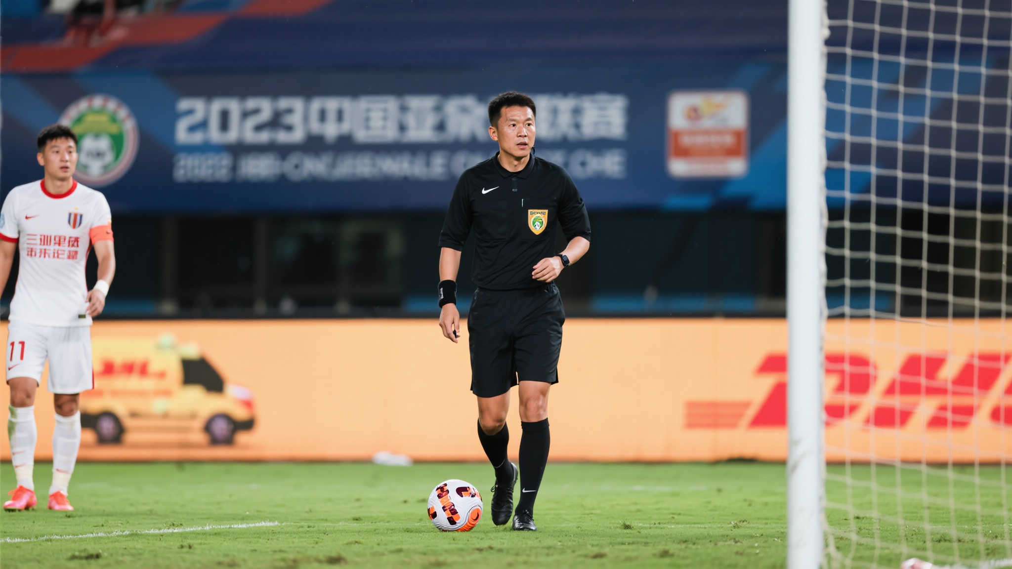 惊！麦麦提江禁赛与否尘埃落定，刘洋点球判罚引热议